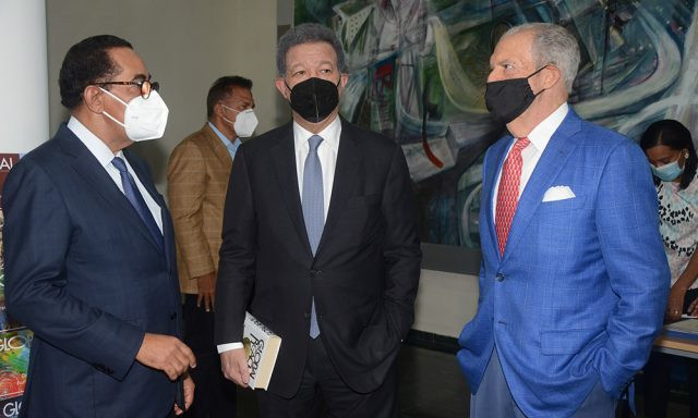 80570068 leonel fernandez jr 12 5fbc51a55cce6 640x384