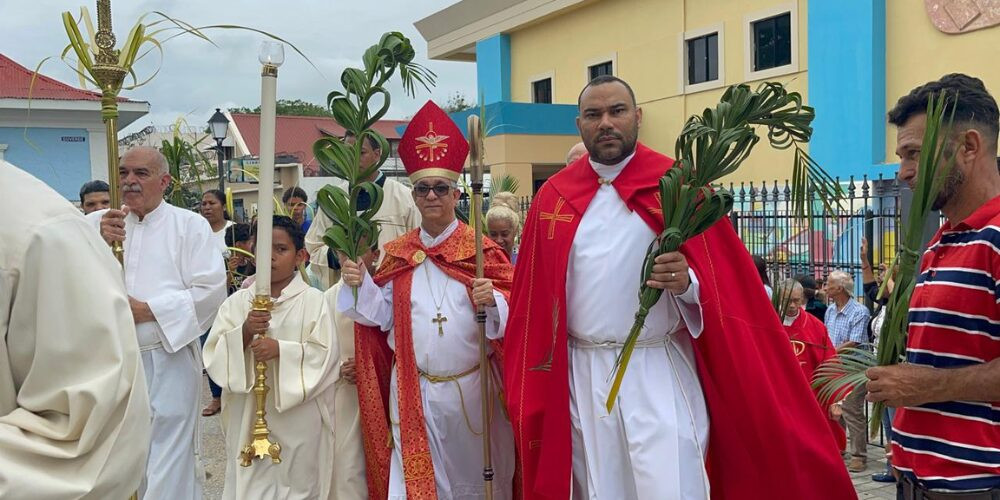 Post de Instagram Feliz Cumpleanos Sencillo Minimalista Azul 1000 x 500 px 2025 04 13T113936