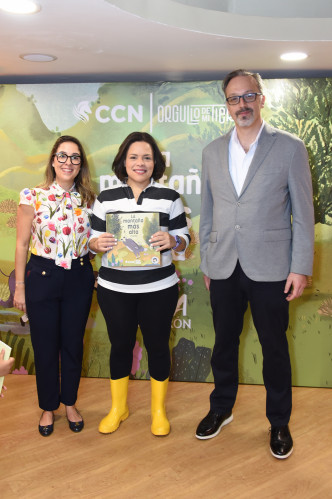 Foto principal 8619  Amalia Vega, Anya Damirón y Hans Khün