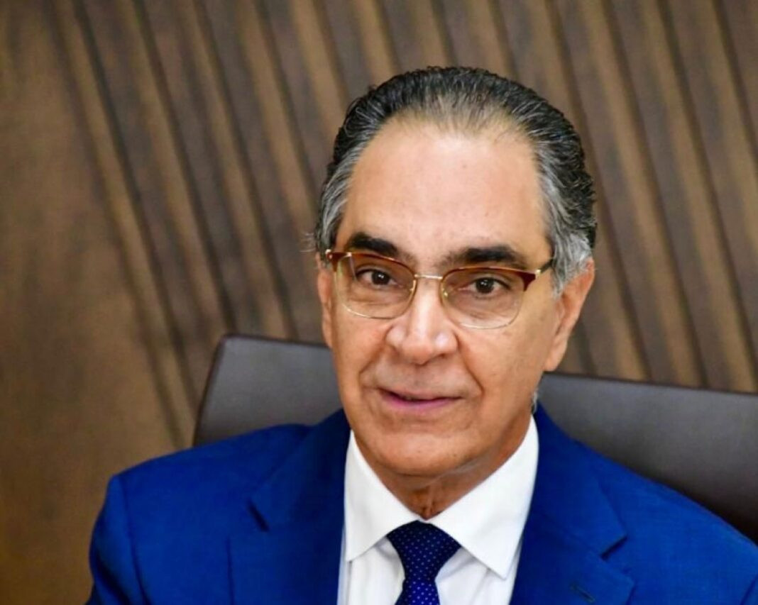 El exdirector de senasa doctor santiago hazim 1068x853