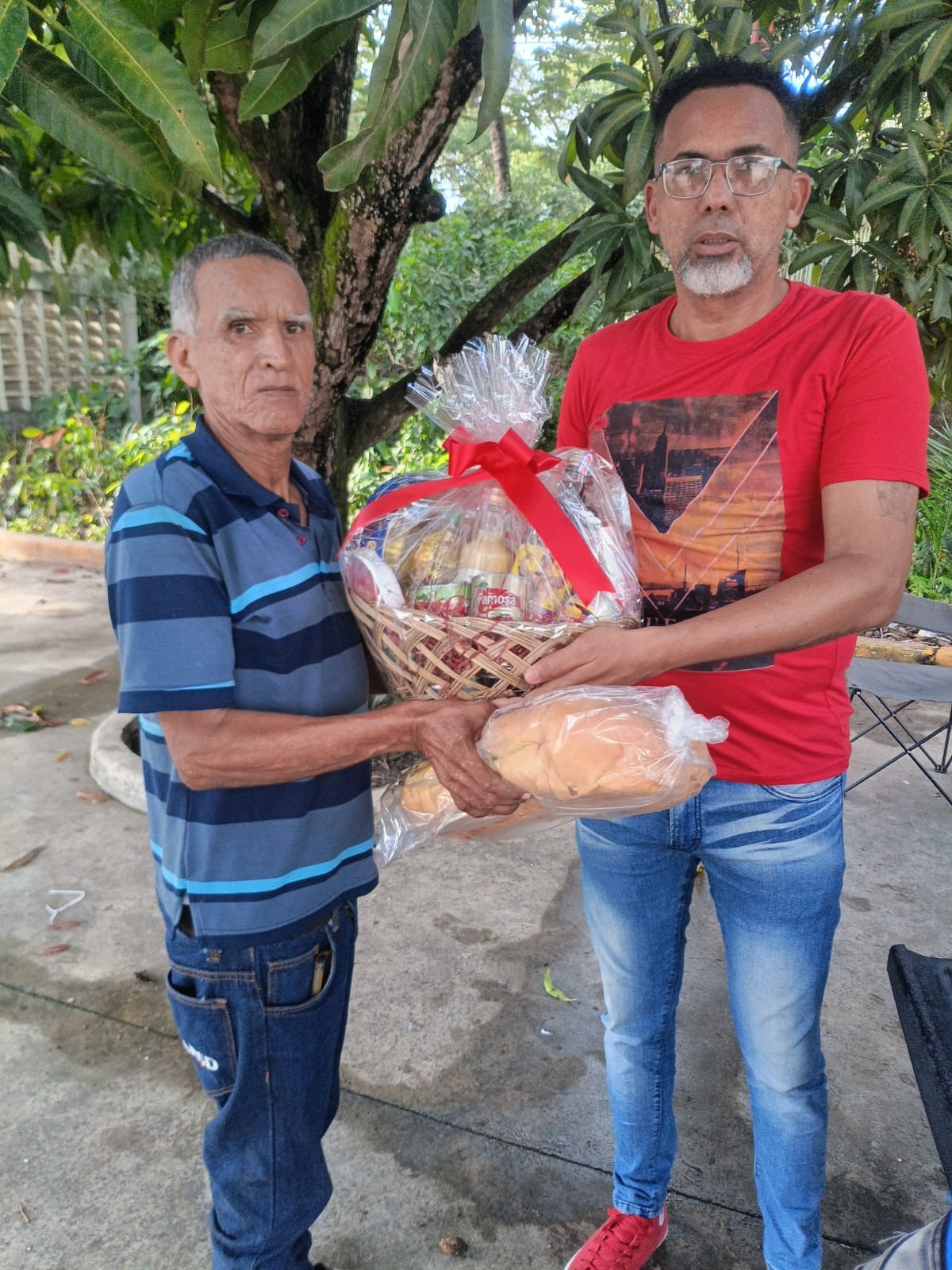 93cf6559 4410 45d7 b288 cb9d0e7caede