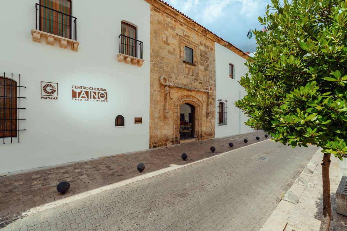 Fachada del Centro Cultural Tau00edno Casa del Cordu00f3n